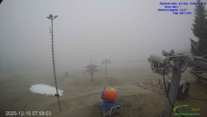 Lyžařský areál Mikulčin vrch - Sjezdovka Lopata - 15.12.2025 v 08:02 Lyžařský areál Mikulčin vrch - Sjezdovka Lopata - 15.12.2025 v 08:02