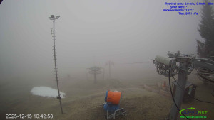 Lyžařský areál Mikulčin vrch - Sjezdovka Lopata - 15.12.2025 v 10:45 Lyžařský areál Mikulčin vrch - Sjezdovka Lopata - 15.12.2025 v 10:45