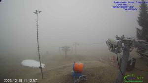 Lyžařský areál Mikulčin vrch - Sjezdovka Lopata - 15.12.2025 v 11:15 Lyžařský areál Mikulčin vrch - Sjezdovka Lopata - 15.12.2025 v 11:15