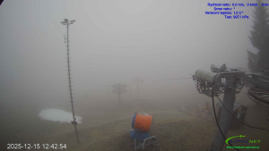 Lyžařský areál Mikulčin vrch - Sjezdovka Lopata - 15.12.2025 v 12:45 Lyžařský areál Mikulčin vrch - Sjezdovka Lopata - 15.12.2025 v 12:45