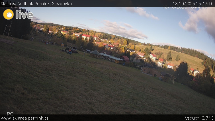 Ski areál Velflink Pernink - Sjezdovka - 18.10.2025 v 16:47 Ski areál Velflink Pernink - Sjezdovka - 18.10.2025 v 16:47