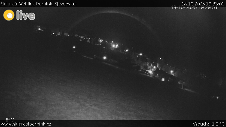 Ski areál Velflink Pernink - Sjezdovka - 18.10.2025 v 19:33 Ski areál Velflink Pernink - Sjezdovka - 18.10.2025 v 19:33