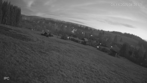 Ski areál Velflink Pernink - Sjezdovka - 1.11.2025 v 06:31 Ski areál Velflink Pernink - Sjezdovka - 1.11.2025 v 06:31