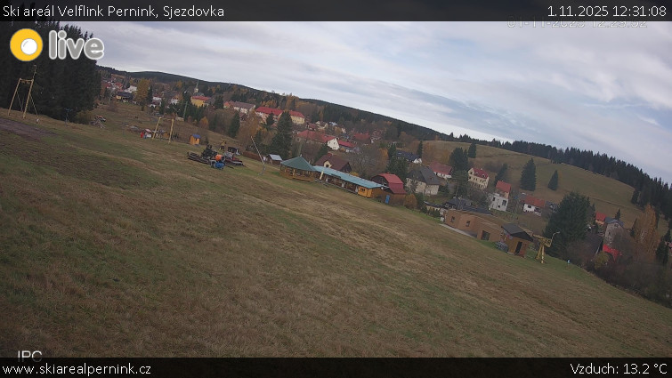 Ski areál Velflink Pernink - Sjezdovka - 1.11.2025 v 12:31 Ski areál Velflink Pernink - Sjezdovka - 1.11.2025 v 12:31