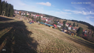 Ski areál Velflink Pernink - Sjezdovka - 12.11.2025 v 12:03 Ski areál Velflink Pernink - Sjezdovka - 12.11.2025 v 12:03