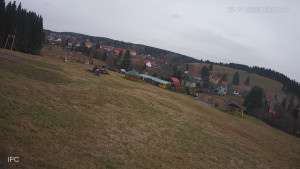 Ski areál Velflink Pernink - Sjezdovka - 15.11.2025 v 09:31 Ski areál Velflink Pernink - Sjezdovka - 15.11.2025 v 09:31