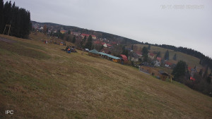 Ski areál Velflink Pernink - Sjezdovka - 15.11.2025 v 10:03 Ski areál Velflink Pernink - Sjezdovka - 15.11.2025 v 10:03