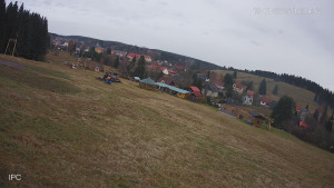 Ski areál Velflink Pernink - Sjezdovka - 15.11.2025 v 10:15 Ski areál Velflink Pernink - Sjezdovka - 15.11.2025 v 10:15