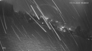 Ski areál Velflink Pernink - Sjezdovka - 17.11.2025 v 18:45 Ski areál Velflink Pernink - Sjezdovka - 17.11.2025 v 18:45