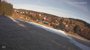 Ski areál Velflink Pernink - Sjezdovka - 15.12.2025 v 10:45 Ski areál Velflink Pernink - Sjezdovka - 15.12.2025 v 10:45