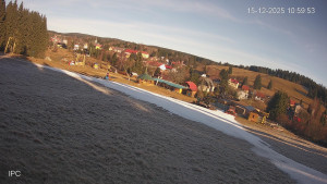 Ski areál Velflink Pernink - Sjezdovka - 15.12.2025 v 11:03 Ski areál Velflink Pernink - Sjezdovka - 15.12.2025 v 11:03