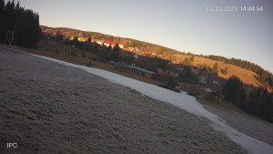 Ski areál Velflink Pernink - Sjezdovka - 15.12.2025 v 14:45 Ski areál Velflink Pernink - Sjezdovka - 15.12.2025 v 14:45