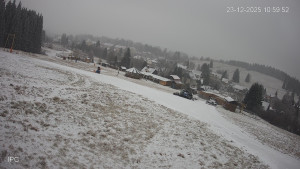 Ski areál Velflink Pernink - Sjezdovka - 23.12.2025 v 11:03 Ski areál Velflink Pernink - Sjezdovka - 23.12.2025 v 11:03