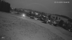 Ski areál Velflink Pernink - Sjezdovka - 23.12.2025 v 16:45 Ski areál Velflink Pernink - Sjezdovka - 23.12.2025 v 16:45