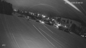 Ski areál Velflink Pernink - Sjezdovka - 1.1.2026 v 05:45 Ski areál Velflink Pernink - Sjezdovka - 1.1.2026 v 05:45