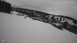 Ski areál Velflink Pernink - Sjezdovka - 15.2.2026 v 09:31 Ski areál Velflink Pernink - Sjezdovka - 15.2.2026 v 09:31