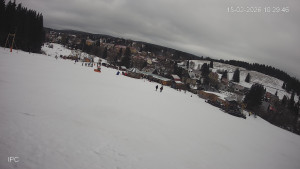 Ski areál Velflink Pernink - Sjezdovka - 15.2.2026 v 10:31 Ski areál Velflink Pernink - Sjezdovka - 15.2.2026 v 10:31