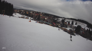 Ski areál Velflink Pernink - Sjezdovka - 15.2.2026 v 11:15 Ski areál Velflink Pernink - Sjezdovka - 15.2.2026 v 11:15