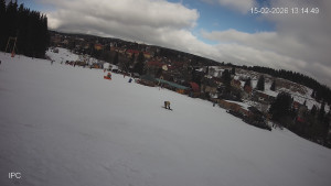 Ski areál Velflink Pernink - Sjezdovka - 15.2.2026 v 13:15 Ski areál Velflink Pernink - Sjezdovka - 15.2.2026 v 13:15