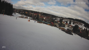 Ski areál Velflink Pernink - Sjezdovka - 15.2.2026 v 14:03 Ski areál Velflink Pernink - Sjezdovka - 15.2.2026 v 14:03