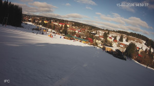 Ski areál Velflink Pernink - Sjezdovka - 15.2.2026 v 15:03 Ski areál Velflink Pernink - Sjezdovka - 15.2.2026 v 15:03