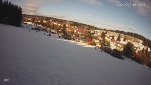 Ski areál Velflink Pernink - Sjezdovka - 15.2.2026 v 15:15 Ski areál Velflink Pernink - Sjezdovka - 15.2.2026 v 15:15