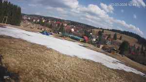 Ski areál Velflink Pernink - Sjezdovka - 23.3.2026 v 10:45 Ski areál Velflink Pernink - Sjezdovka - 23.3.2026 v 10:45