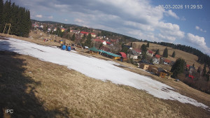 Ski areál Velflink Pernink - Sjezdovka - 23.3.2026 v 11:31 Ski areál Velflink Pernink - Sjezdovka - 23.3.2026 v 11:31