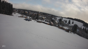 Ski areál Velflink Pernink - Sjezdovka - 1.4.2026 v 08:15 Ski areál Velflink Pernink - Sjezdovka - 1.4.2026 v 08:15