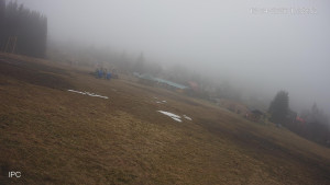 Ski areál Velflink Pernink - Sjezdovka - 12.4.2026 v 18:01 Ski areál Velflink Pernink - Sjezdovka - 12.4.2026 v 18:01