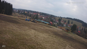 Ski areál Velflink Pernink - Sjezdovka - 16.4.2026 v 07:31 Ski areál Velflink Pernink - Sjezdovka - 16.4.2026 v 07:31