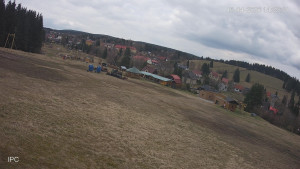 Ski areál Velflink Pernink - Sjezdovka - 16.4.2026 v 15:01 Ski areál Velflink Pernink - Sjezdovka - 16.4.2026 v 15:01