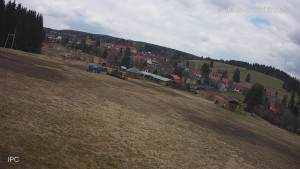 Ski areál Velflink Pernink - Sjezdovka - 16.4.2026 v 15:15 Ski areál Velflink Pernink - Sjezdovka - 16.4.2026 v 15:15