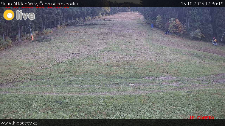 Skiareál Klepáčov - Červená sjezdovka - 15.10.2025 v 12:30 Skiareál Klepáčov - Červená sjezdovka - 15.10.2025 v 12:30