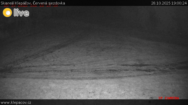 Skiareál Klepáčov - Červená sjezdovka - 28.10.2025 v 19:00 Skiareál Klepáčov - Červená sjezdovka - 28.10.2025 v 19:00