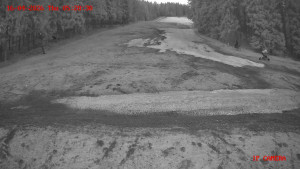 Skiareál Klepáčov - Červená sjezdovka - 16.4.2026 v 05:30 Skiareál Klepáčov - Červená sjezdovka - 16.4.2026 v 05:30