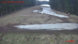 Skiareál Klepáčov - Červená sjezdovka - 16.4.2026 v 07:30 Skiareál Klepáčov - Červená sjezdovka - 16.4.2026 v 07:30