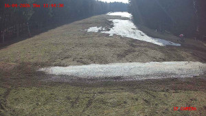 Skiareál Klepáčov - Červená sjezdovka - 16.4.2026 v 11:45 Skiareál Klepáčov - Červená sjezdovka - 16.4.2026 v 11:45