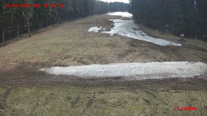 Skiareál Klepáčov - Červená sjezdovka - 16.4.2026 v 12:45 Skiareál Klepáčov - Červená sjezdovka - 16.4.2026 v 12:45