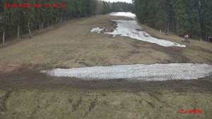 Skiareál Klepáčov - Červená sjezdovka - 16.4.2026 v 13:45 Skiareál Klepáčov - Červená sjezdovka - 16.4.2026 v 13:45