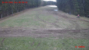 Skiareál Klepáčov - Červená sjezdovka - 26.4.2026 v 07:00 Skiareál Klepáčov - Červená sjezdovka - 26.4.2026 v 07:00