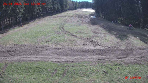 Skiareál Klepáčov - Červená sjezdovka - 26.4.2026 v 12:30 Skiareál Klepáčov - Červená sjezdovka - 26.4.2026 v 12:30