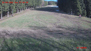 Skiareál Klepáčov - Červená sjezdovka - 26.4.2026 v 17:45 Skiareál Klepáčov - Červená sjezdovka - 26.4.2026 v 17:45