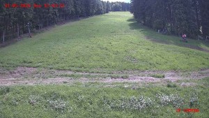 Skiareál Klepáčov - Červená sjezdovka - 31.5.2026 v 12:45 Skiareál Klepáčov - Červená sjezdovka - 31.5.2026 v 12:45