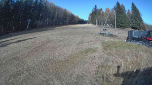 Lyžařský vlek Karlova Studánka - Sjezdovka - 7.11.2025 v 11:15 Lyžařský vlek Karlova Studánka - Sjezdovka - 7.11.2025 v 11:15