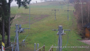 Ski areál Chotouň - Sjezdovka - 15.11.2025 v 07:15 Ski areál Chotouň - Sjezdovka - 15.11.2025 v 07:15