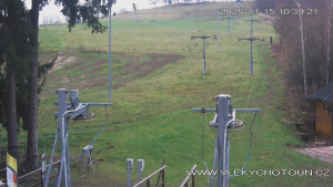 Ski areál Chotouň - Sjezdovka - 15.11.2025 v 10:45 Ski areál Chotouň - Sjezdovka - 15.11.2025 v 10:45