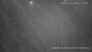 Ski areál Chotouň - Sjezdovka - 19.12.2025 v 01:30 Ski areál Chotouň - Sjezdovka - 19.12.2025 v 01:30