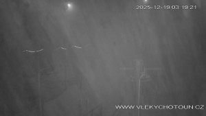 Ski areál Chotouň - Sjezdovka - 19.12.2025 v 03:30 Ski areál Chotouň - Sjezdovka - 19.12.2025 v 03:30