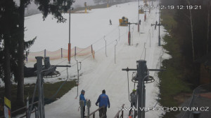 Ski areál Chotouň - Sjezdovka - 19.12.2025 v 12:30 Ski areál Chotouň - Sjezdovka - 19.12.2025 v 12:30